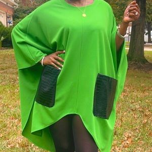 Beautiful & Vibrant Green Dress (Gently Used — Worn 1x)